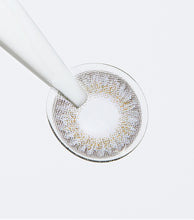 Charger l'image dans la galerie, OLENS Secriss 3con Natural Gray (10 lenses/box, Plano, 1 Day)