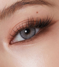 Cargar imagen en el visor de la galería, OLENS Nella Ash Gray Monthly (Prescription 0.00~-8.00, 1 Pair)
